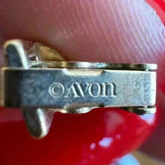 Vintage Avon Gold Tone Bracelet - Picture 4 of 4